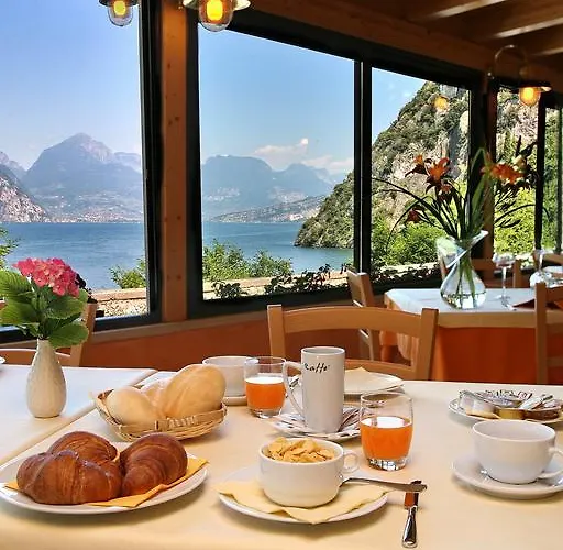 Alpino - Nature Village Malcesine