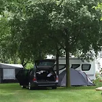 营地 Alpino - Nature Village 马尔切西内